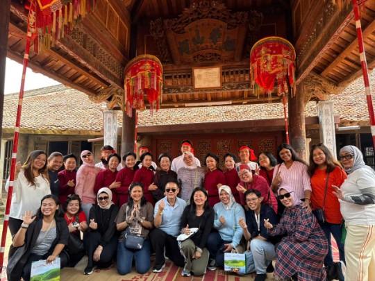 Lao Cai Province Entrusts Visit Indochina to Host Famtrip Delegation for Lao Cai International Tourism Fair 2025